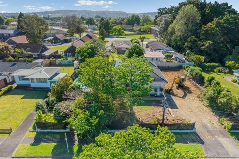 Photo of property in 341 Great South Road, Papakura, 2110