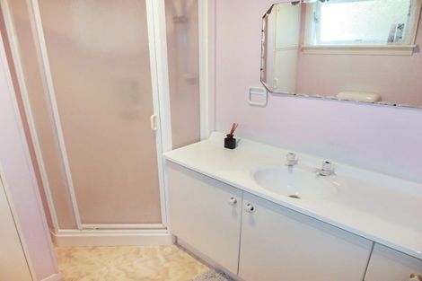 Photo of property in 12 Roore Street, Foxton Beach, Foxton, 4815
