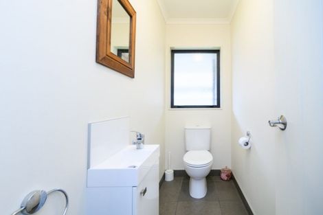 Photo of property in 2 Rose Place, Awapuni, Palmerston North, 4412