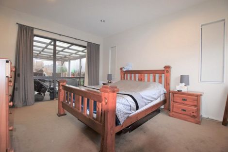 Photo of property in 6 Karika Place, Massey, Auckland, 0614