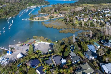 Photo of property in 10a Stillwater Crescent, Stillwater, Silverdale, 0993