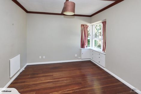 Photo of property in 40 Derwent Street, Island Bay, Wellington, 6023