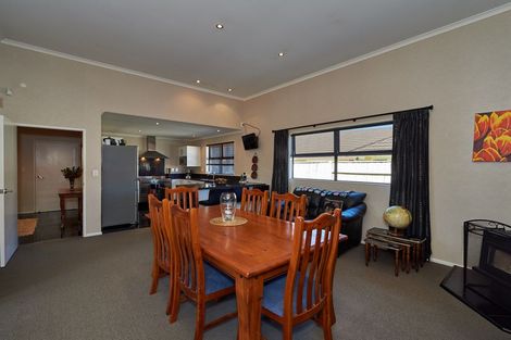 Photo of property in 5 Levi Place, Kelvin Grove, Palmerston North, 4414