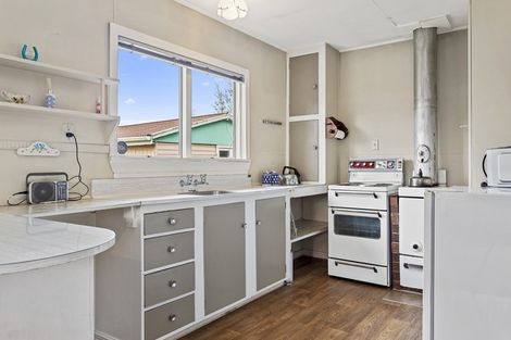 Photo of property in 55 Burnett Street, Oxford, 7430