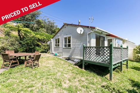 Photo of property in 81b Black Rock Road, Newlands, Wellington, 6037