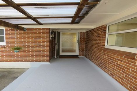 Photo of property in 65 Pleasant Road, Glen Eden, Auckland, 0602