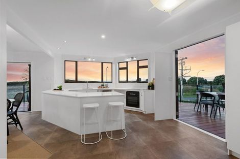 Photo of property in 368 Papamoa Beach Road, Papamoa Beach, Papamoa, 3118