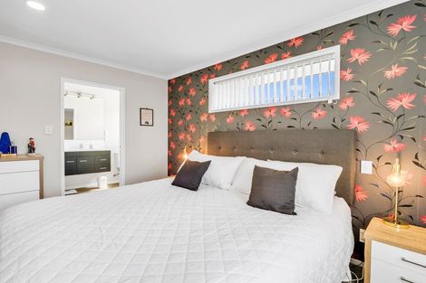 Photo of property in 11 Ngaio Street, Levin, 5510