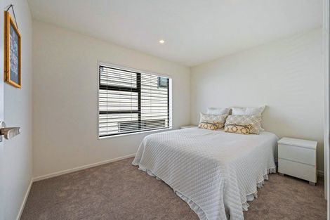 Photo of property in 10a Egret Court, Unsworth Heights, 0632