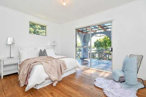 Photo of property in 33 Killington Crescent, Mangere, Auckland, 2022