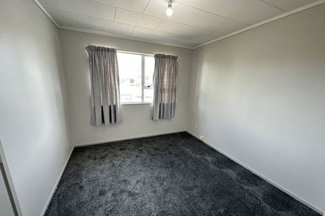 Photo of property in 4b John Walker Drive, Manurewa, Auckland, 2102