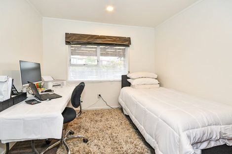 Photo of property in 1 Bendale Place, Papatoetoe, Auckland, 2025