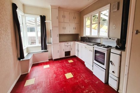 Photo of property in 2 Kim Street, Wainuiomata, Lower Hutt, 5014