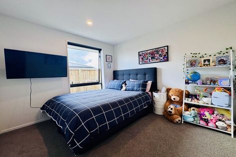 Photo of property in 30 Marcoola Drive, Rolleston, 7614