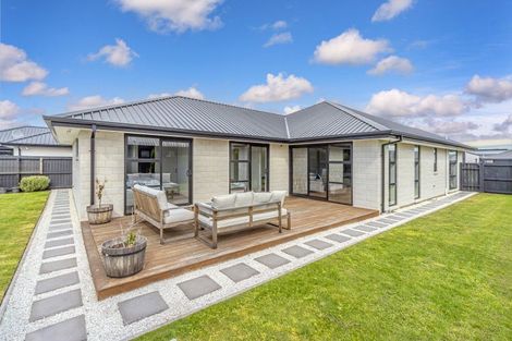 Photo of property in 85 Prestons Park Drive, Marshland, Christchurch, 8083