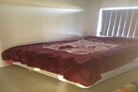 Photo of property in 11 Riverglade Parkway, Te Atatu South, Auckland, 0610