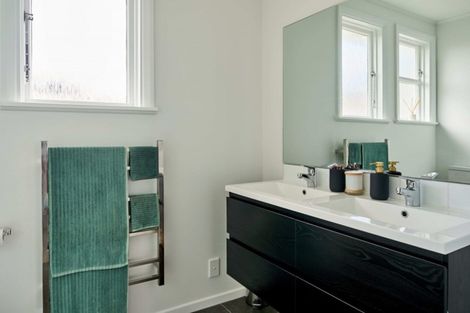 Photo of property in 49a Piko Street, Titahi Bay, Porirua, 5022