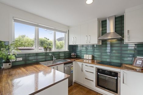 Photo of property in 3f4- Fortune Lane, Trentham, Upper Hutt, 5018