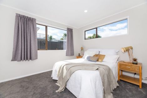 Photo of property in 18 Catkin Crescent, Papatoetoe, Auckland, 2025