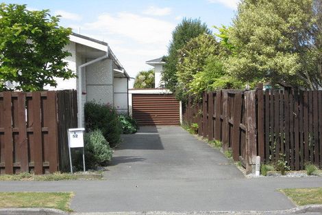 Photo of property in 52 Royal Park Drive, Parklands, Christchurch, 8083