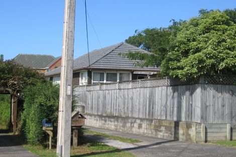 Photo of property in 41 Hill Crescent, New Lynn, Auckland, 0600