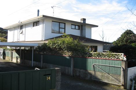 Photo of property in 12 Gardiner Grove, Wainuiomata, Lower Hutt, 5014