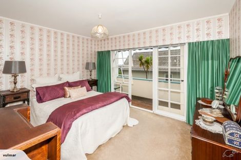 Photo of property in 1/209 Onewa Road, Birkenhead, Auckland, 0626