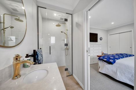 Photo of property in 22a Larlin Drive, Hawera, 4675