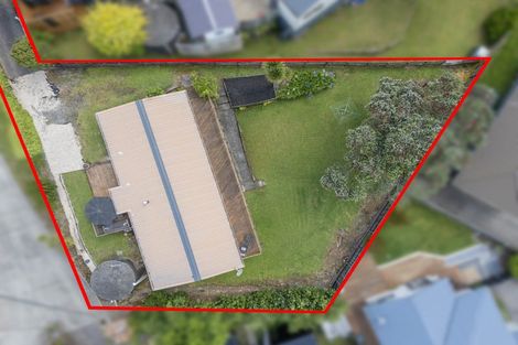 Photo of property in 23 John Road, Stanmore Bay, Whangaparaoa, 0932