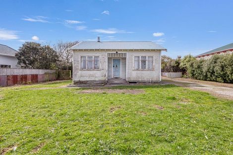 Photo of property in 33 Ngatai Street, Manaia, 4612