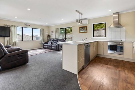 Photo of property in 8b Muir Place, Te Puke, 3119