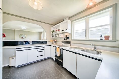 Photo of property in 14ud- Bush Grove, Trentham, Upper Hutt, 5018