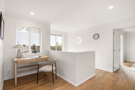 Photo of property in 6 Bentley Rise, Flagstaff, Hamilton, 3210