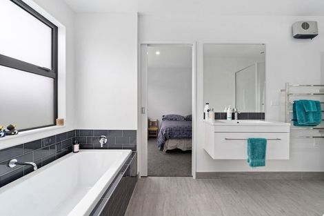 Photo of property in 30 Hosking Drive, Cromwell, 9310