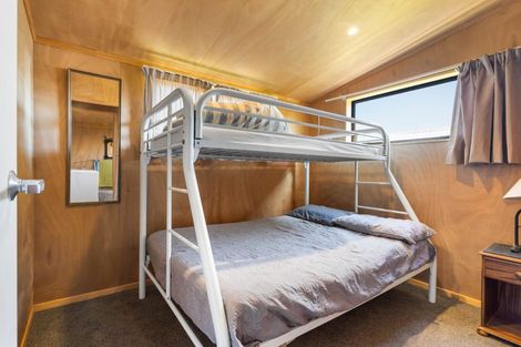 Photo of property in 106 Mckellar Place, Whangamata, 3620