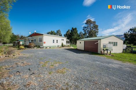 Photo of property in 51 Browns Road, Middlemarch, 9597