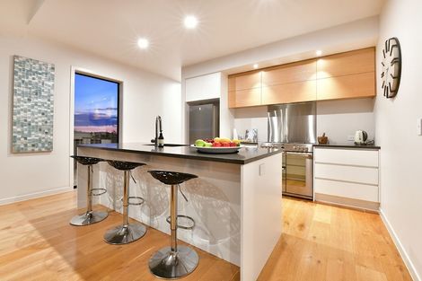 Photo of property in 240 Hillcrest Road, Wainui, 0931