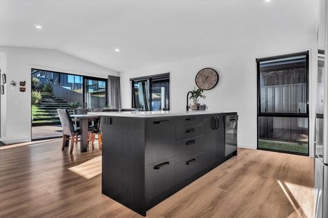 Photo of property in 215 Aubrey Road, Wanaka, 9305