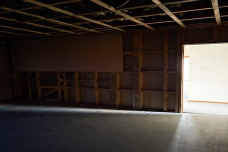 Photo of property in 21 Charlton Road, Gore, 9710