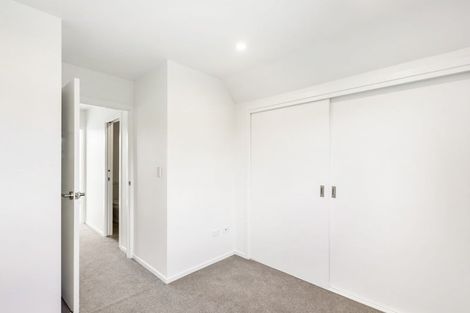 Photo of property in 16/12 Tawa Road, Te Atatu Peninsula, Auckland, 0610