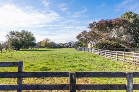 Photo of property in 112 Avenue Road, Foxton, 4891