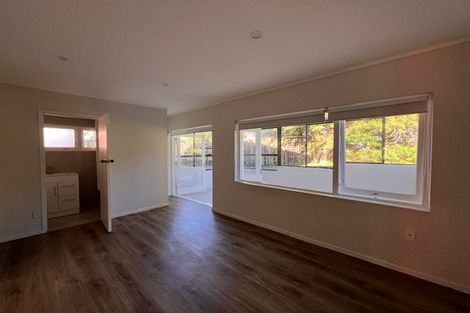Photo of property in 4 Chatswood Grove, Chatswood, Auckland, 0626