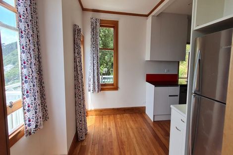 Photo of property in 120 Inglis Street, Seatoun, Wellington, 6022