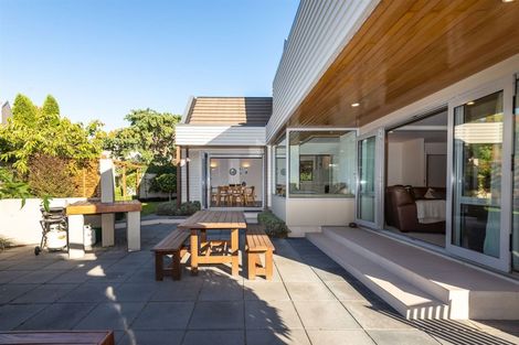 Photo of property in 30 Desmond Street, Merivale, Christchurch, 8014