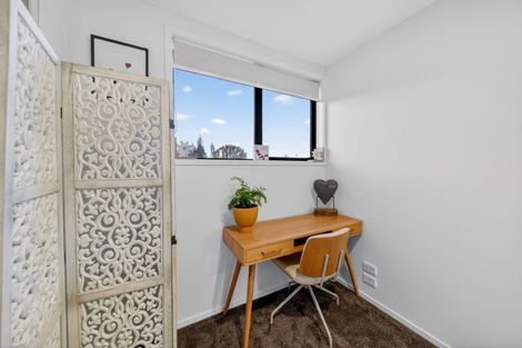 Photo of property in 4/8 Matata Place, Dallington, Christchurch, 8061