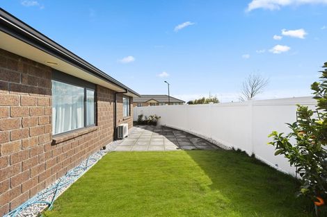 Photo of property in 29 Waikai Close, Ruakura, Hamilton, 3214