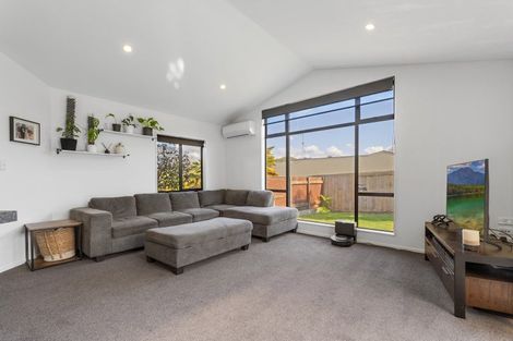 Photo of property in 18 Rosella Drive, Welcome Bay, Tauranga, 3112