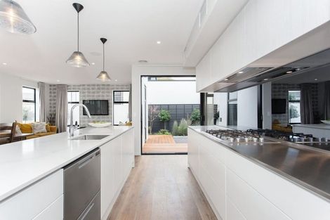 Photo of property in 69 Mansfield Avenue, St Albans, Christchurch, 8014