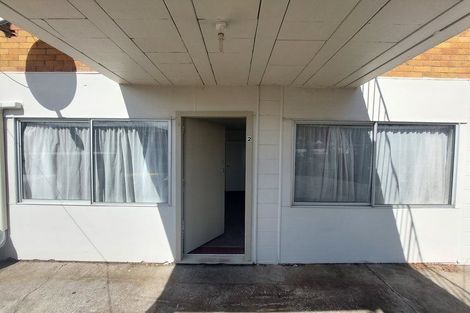 Photo of property in 2/90 Kenderdine Road, Papatoetoe, Auckland, 2025