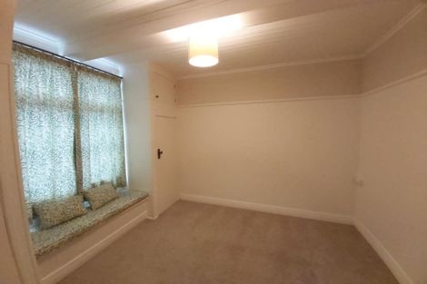 Photo of property in 35 Victoria Street, Hawera, 4610